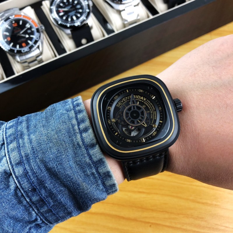 Watches Seven Friday 322816 size:47*13 mm