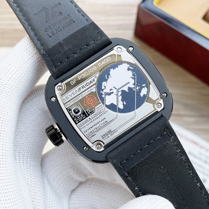 Watches Seven Friday 322856 size:47 mm