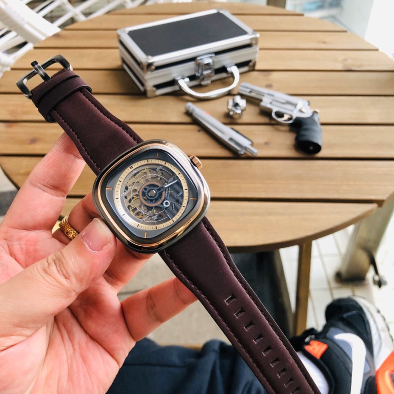 Watches Seven Friday 322809 size:47*13 mm