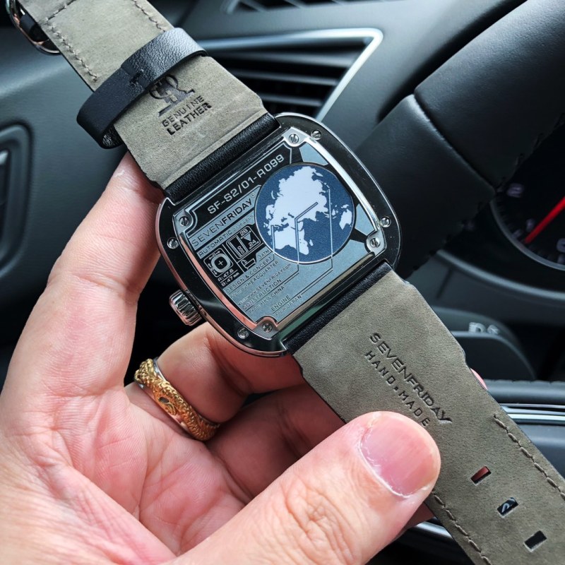 Watches Seven Friday 322788 size:47*13 mm