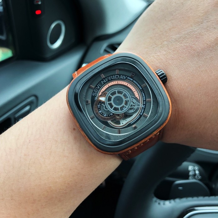 Watches Seven Friday 322780 size:47*13 mm