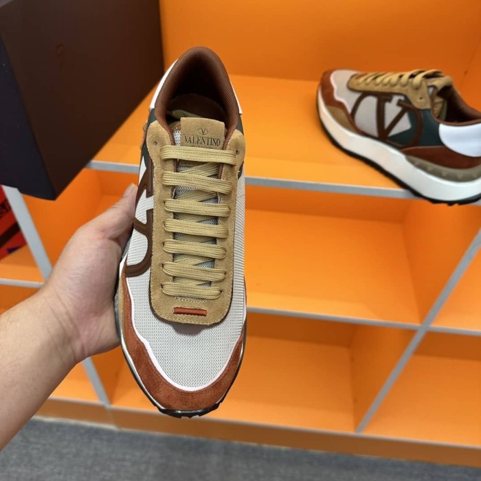 Valentino Garavani Vlogo Pace low-top sneaker in split leather, fabric and calfskin