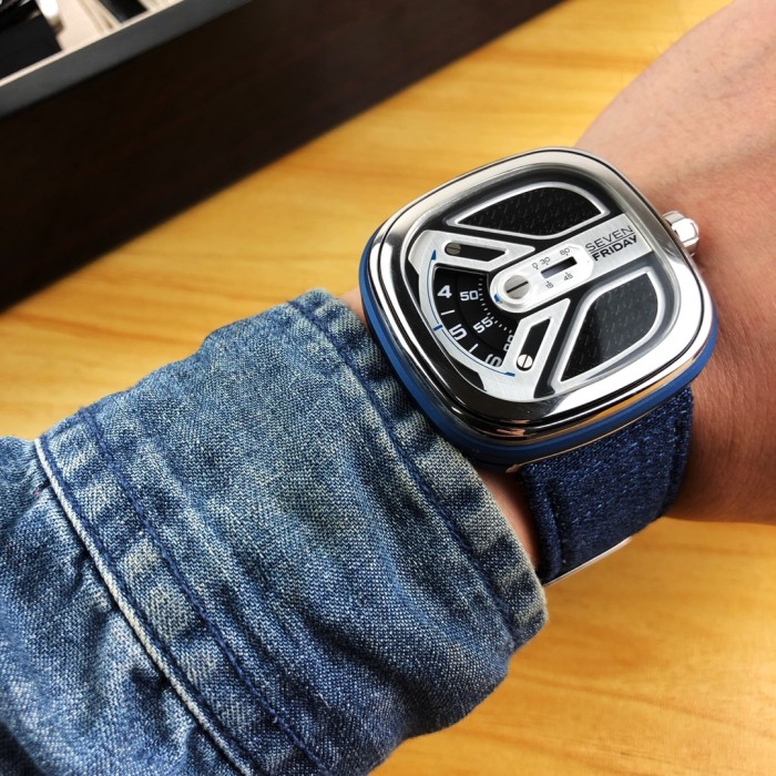 Watches Seven Friday 322774 size:47*13 mm