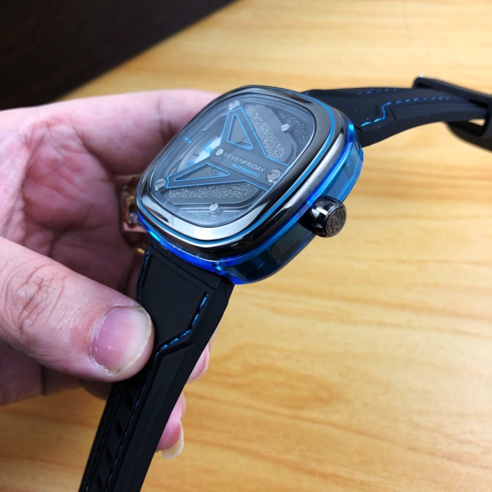 Watches Seven Friday 322775 size:47*13 mm