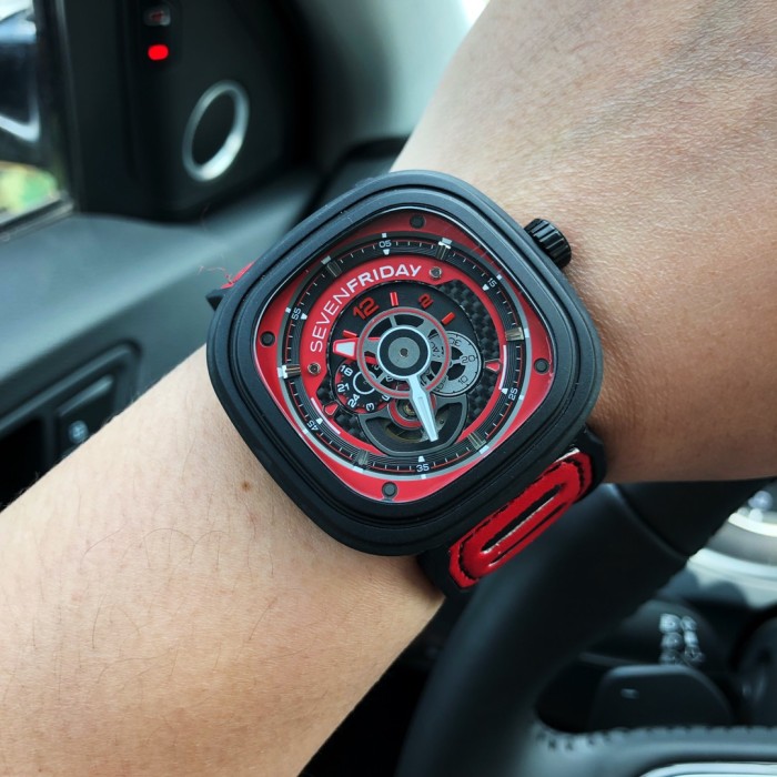 Watches Seven Friday 322784 size:47*13 mm