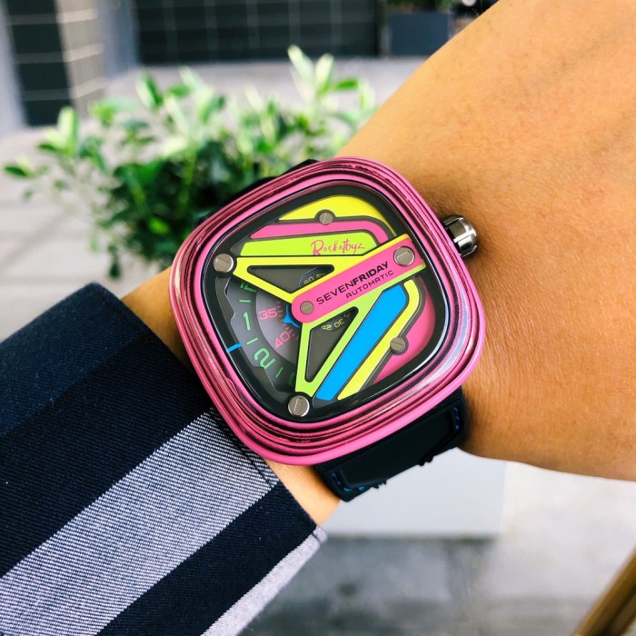 Watches Seven Friday 322834 size:47 mm