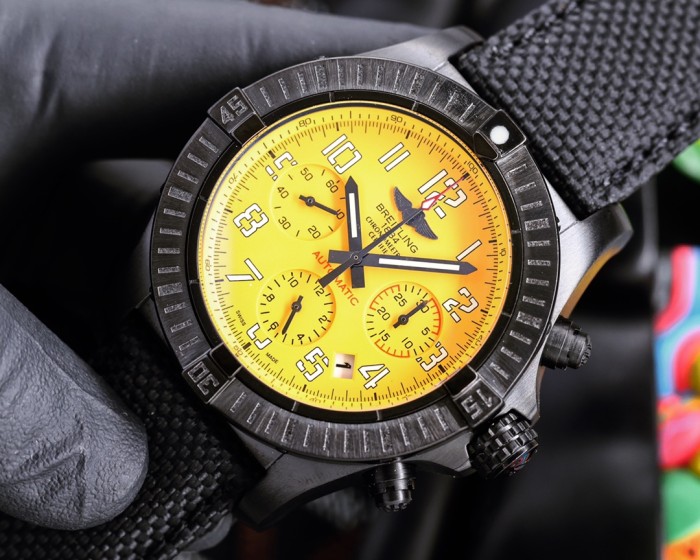 Watches BREITLING 323255 size:43*13 mm