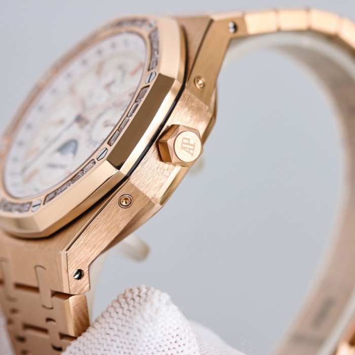 Watches AudemarsPiguet 323142 size:41*10.4 mm