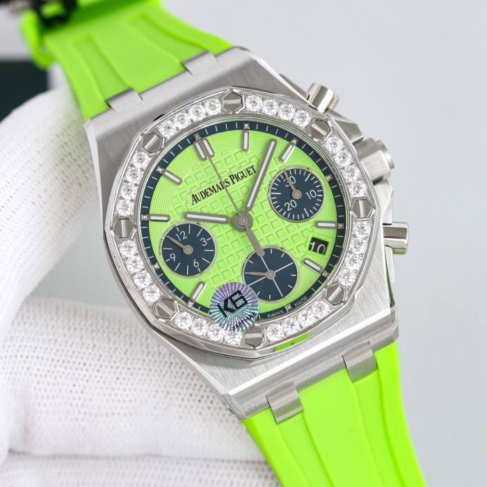 Watches AudemarsPiguet 323117 size:42*12 mm