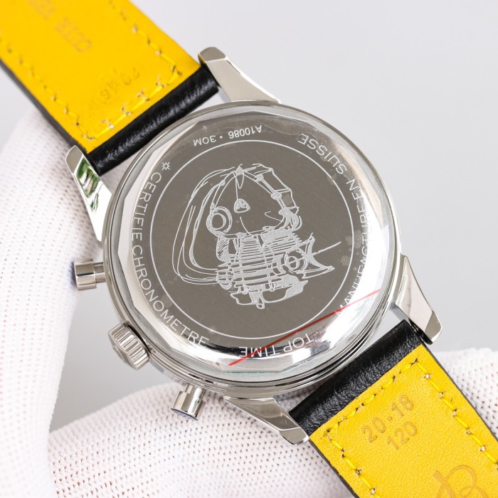 Watches BREITLING 323245 size:43*13 mm