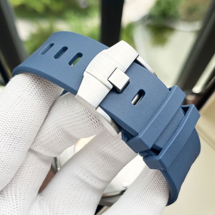 Watches AudemarsPiguet 323137 size:44*15 mm