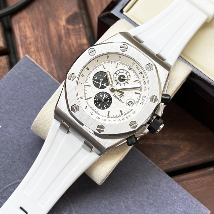 Watches AudemarsPiguet 323126 size:44*15 mm