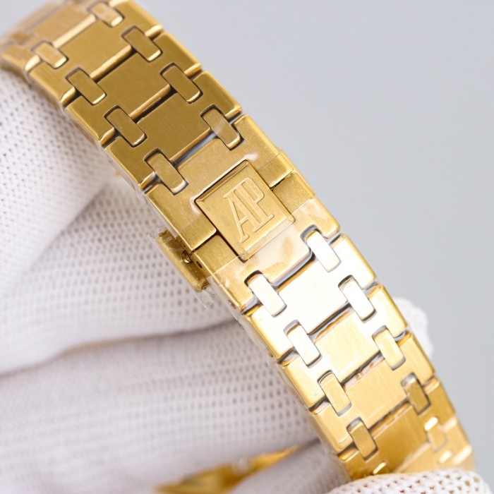 Watches AudemarsPiguet 15550ST 323153 size:37 mm