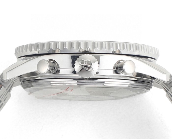 Watches BREITLING 323236 size:43*15 mm