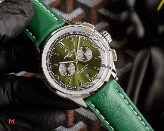 Watches BREITLING 323185 size:43*13 mm