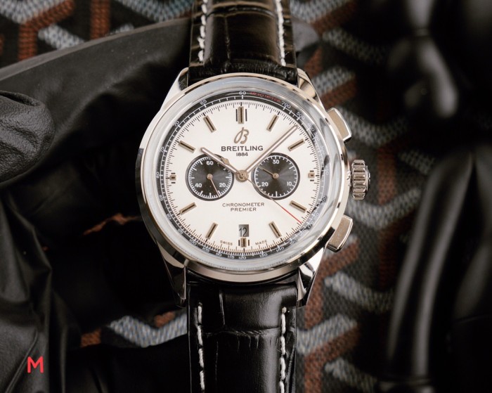 Watches BREITLING 323186 size:43*13 mm