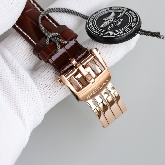 Watches BREITLING 323171 size:40*11 mm