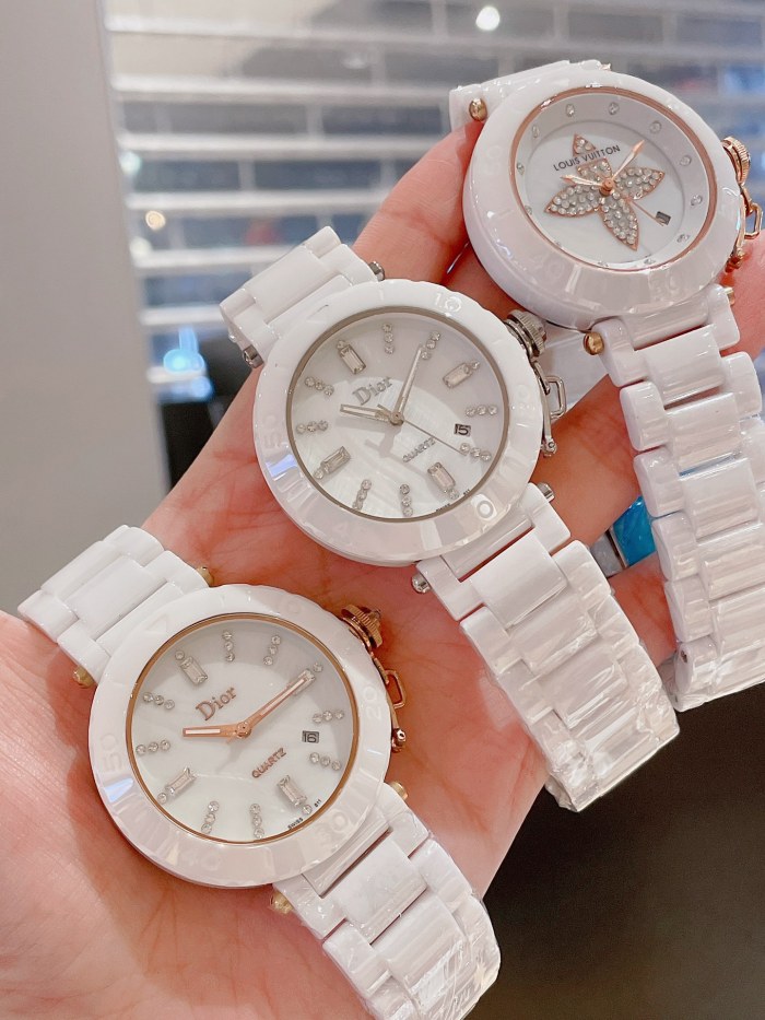 Watches Dior 323381 size:34 mm