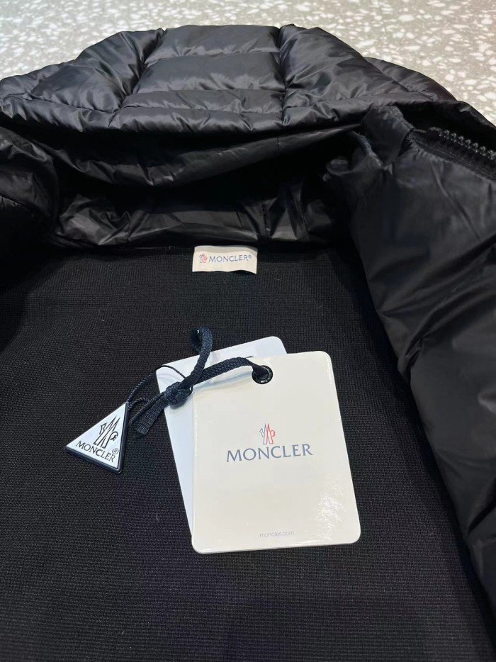 Clothes Moncler 207