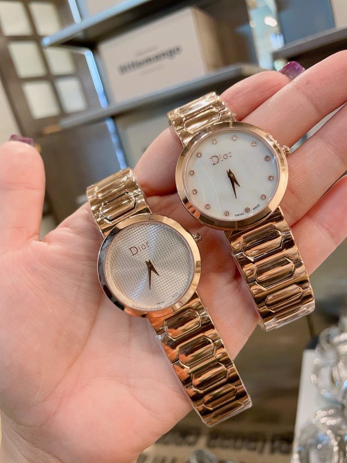 Watches Dior 323437 size:34 mm
