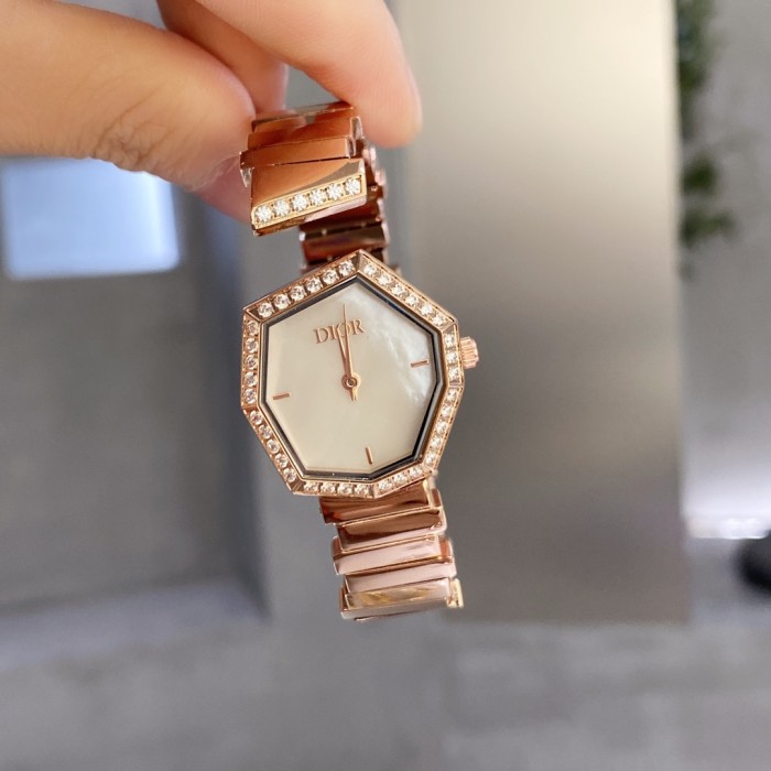 Watches Dior 323408 size:33 mm