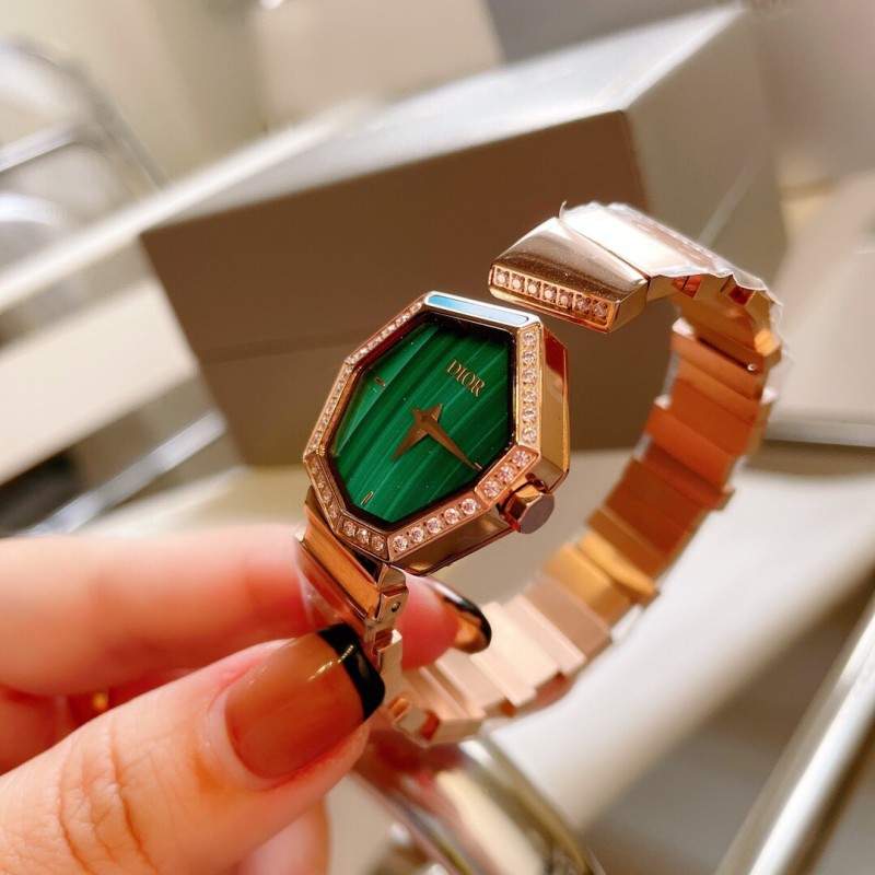 Watches Dior 323401 size:33 mm