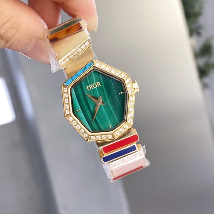 Watches Dior 323421 size:26*32 mm