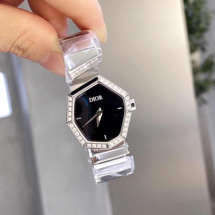 Watches Dior 323416 size:26*32 mm