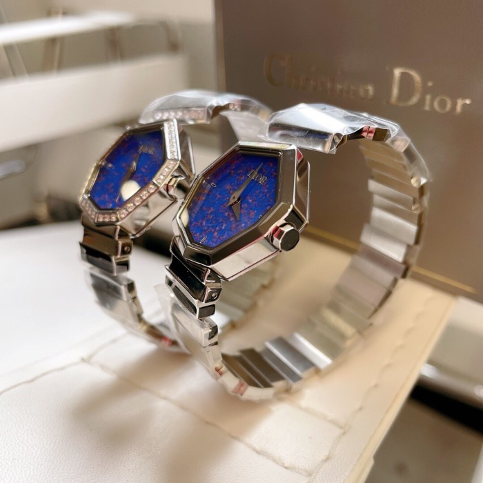 Watches Dior 323396 size:33 mm