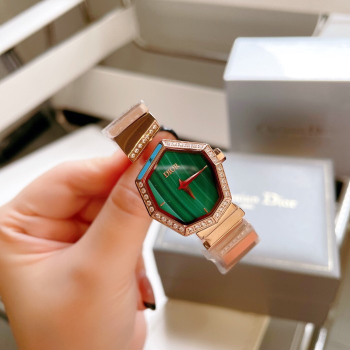 Watches Dior 323401 size:33 mm