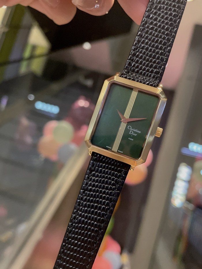 Watches Dior 323377 size:26*32 mm