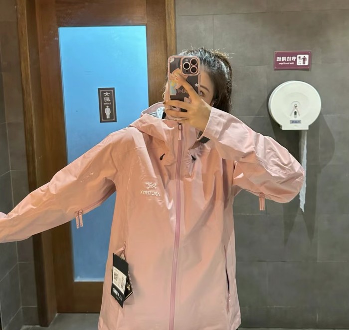 Clothes ARC'TERYX 127