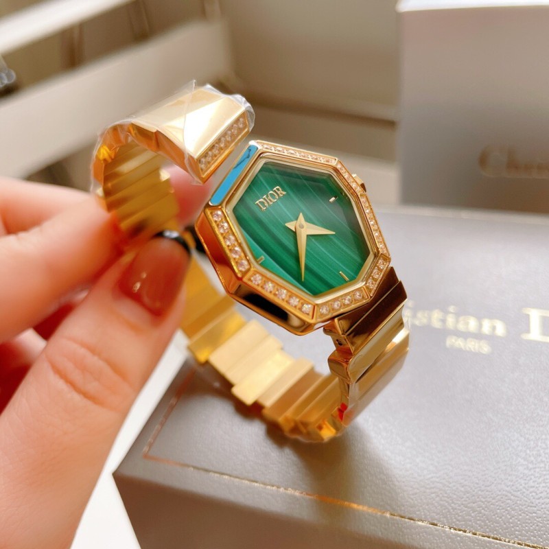 Watches Dior 323403 size:33 mm