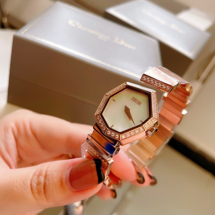 Watches Dior 323401 size:33 mm