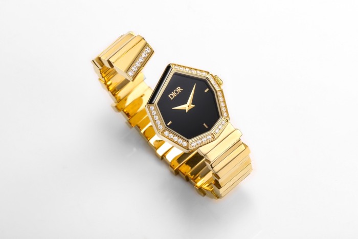 Watches Dior 323458 size:25*27 mm