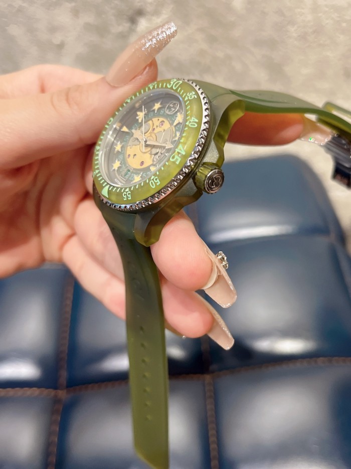 Watches GUCCI 323503 size:40 cm