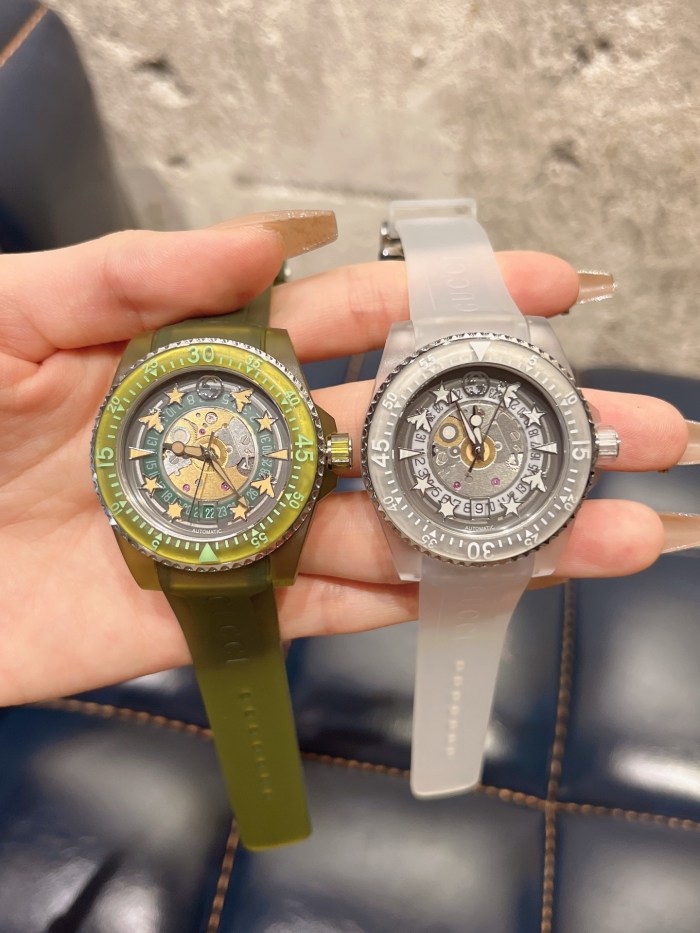 Watches GUCCI 323506 size:40 cm