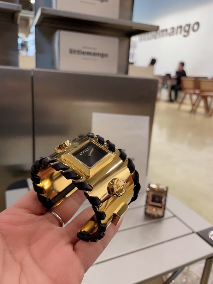 Watches GUCCI 323462 size:36 cm