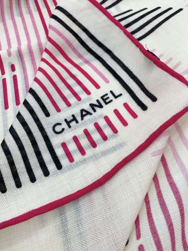 Streetwear Scarf CHANEL 323761 SIZE:140*140CM