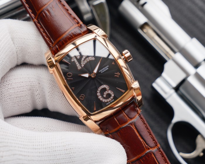 Watches PARMIGIANI 323570 size:37*12 mm