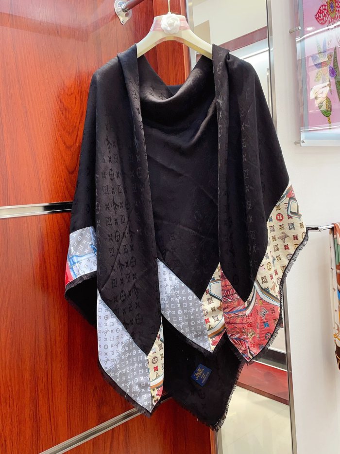 Streetwear Scarf LV 323769 SIZE:130*130cm
