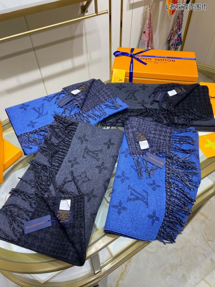 Streetwear Scarf LV 323750 SIZE:40*200cm