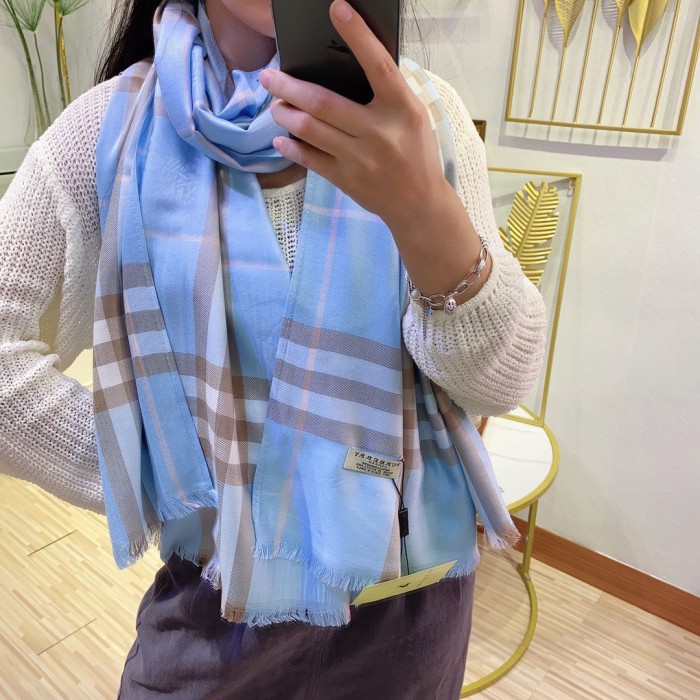 Streetwear Scarf BURBERRY 323788 size：180*70CM