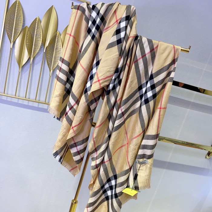 Streetwear Scarf BURBERRY 323786 size：180*70CM
