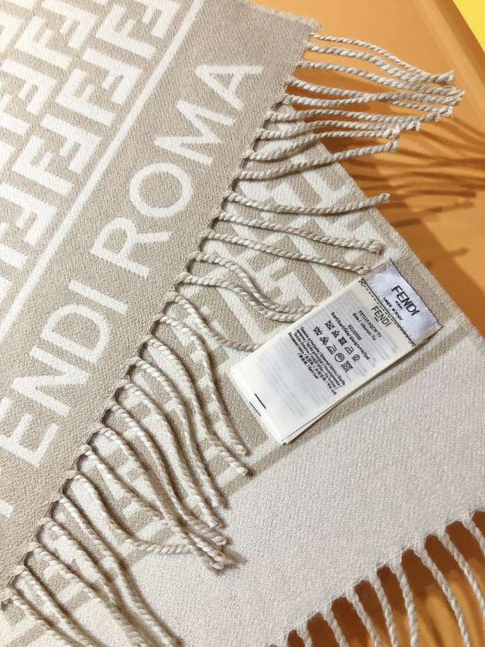 Streetwear Scarf FENDI 323716 SIZE:32X200cm
