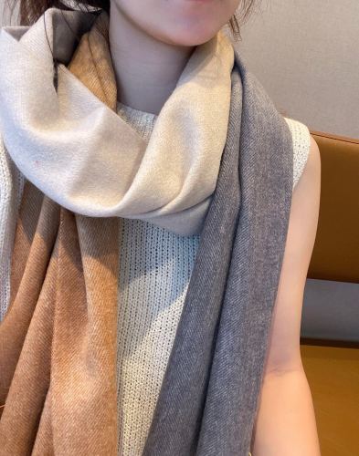 Streetwear Scarf Loewe 323683 SIZE:35 x 180cm