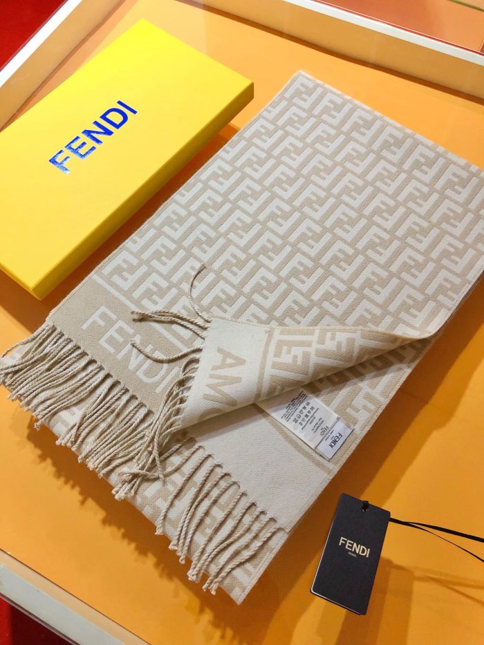 Streetwear Scarf FENDI 323716 SIZE:32X200cm