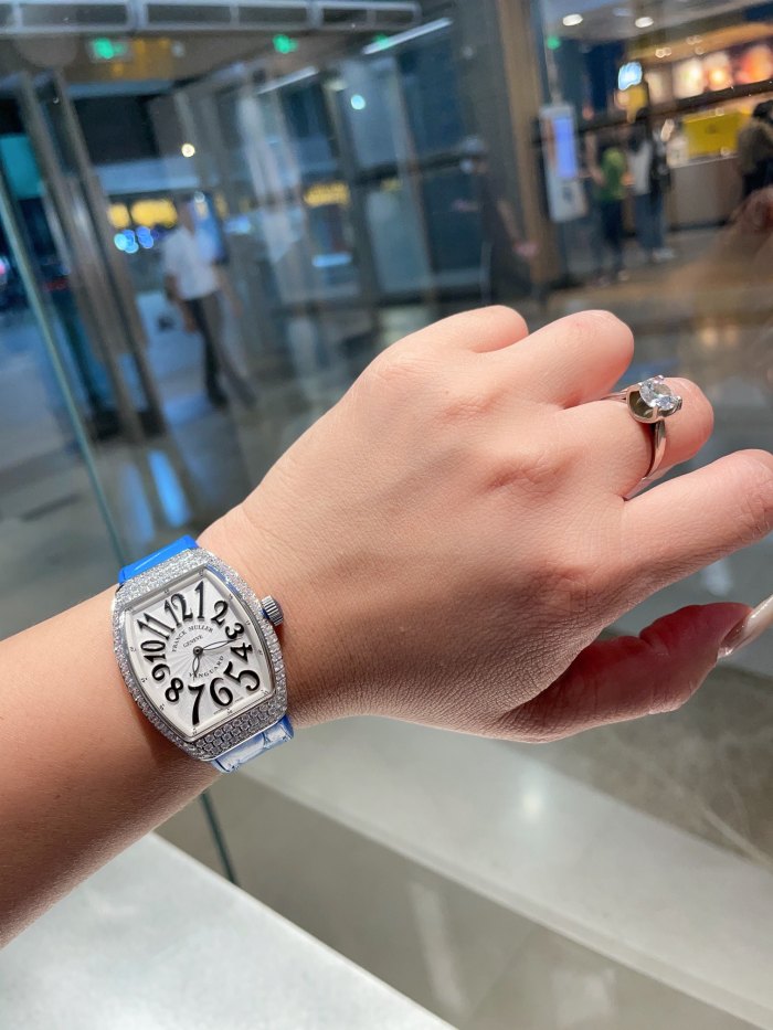 Watches Franck muller 326794 size:40*35*11 mm