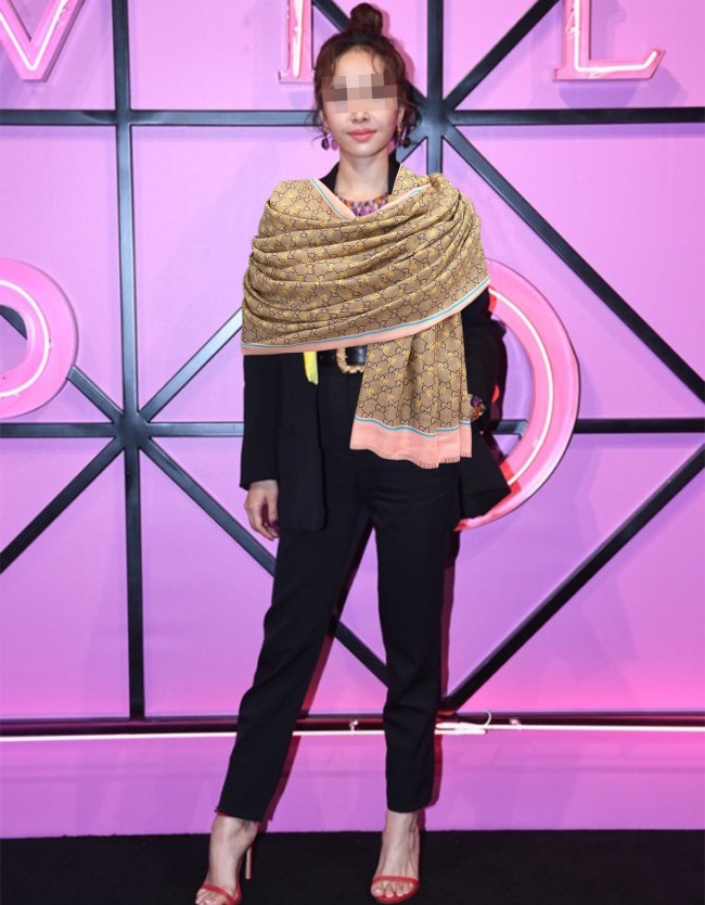 Streetwear Scarf GUCCI 326476 SIZE:100x200cm