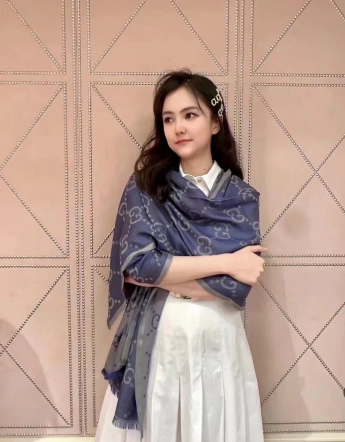 Streetwear Scarf GUCCI 326529 SIZE:70cm*205cm